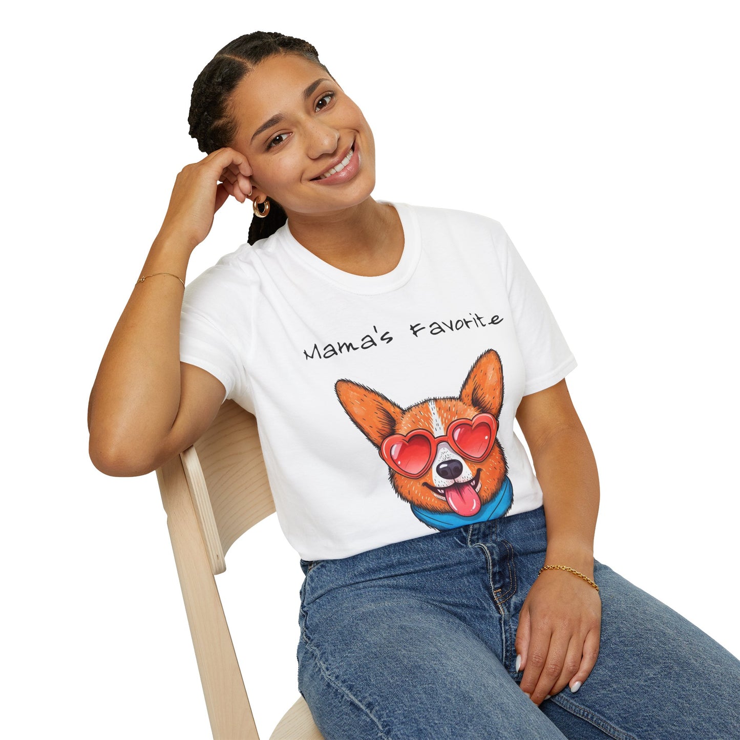 Mama's Favorite -Corgi T-Shirt | Unisex Softstyle Tee for Dog Lovers