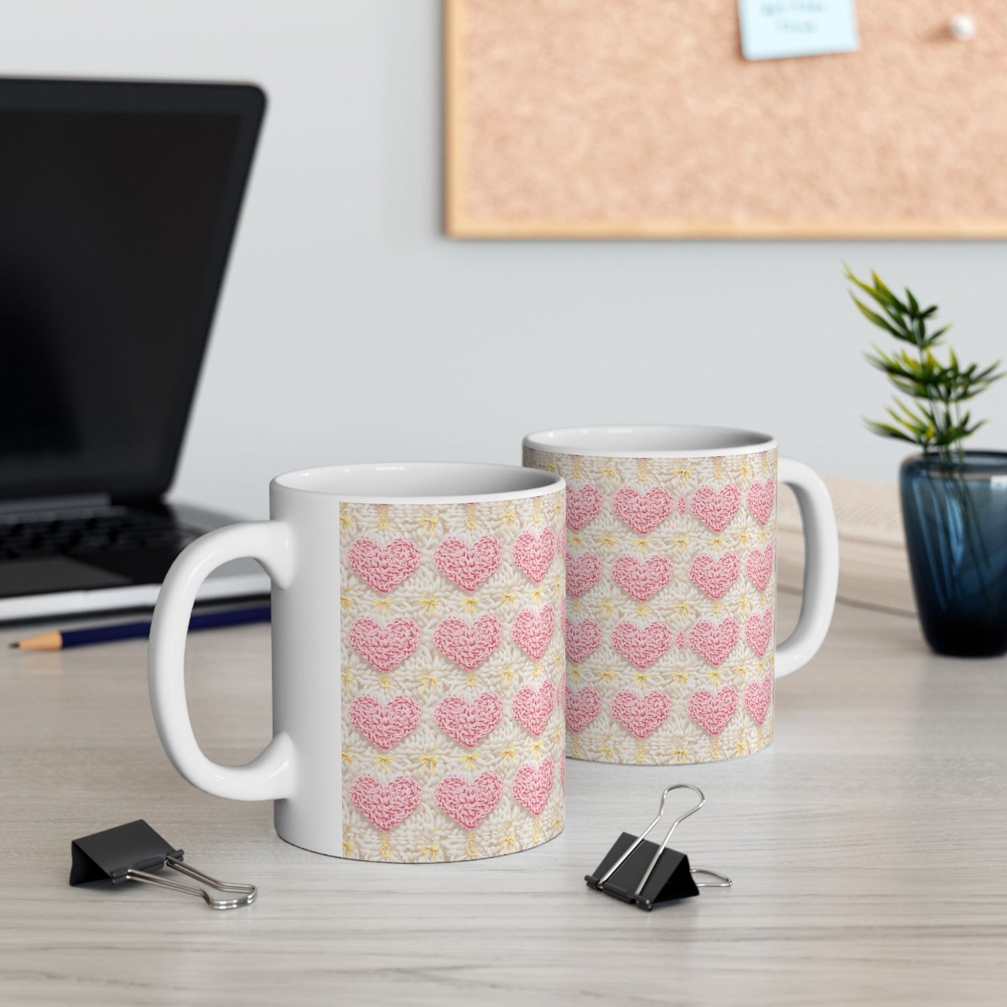 Crochet Love Heart Pattern Ceramic Mug - Perfect for Valentine's Day and Cozy Moments